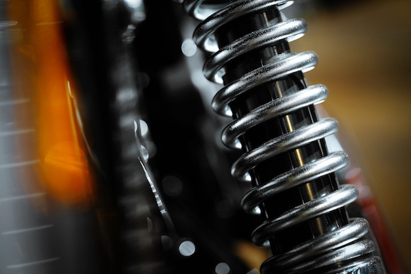 Symptoms of Worn Shocks & Struts