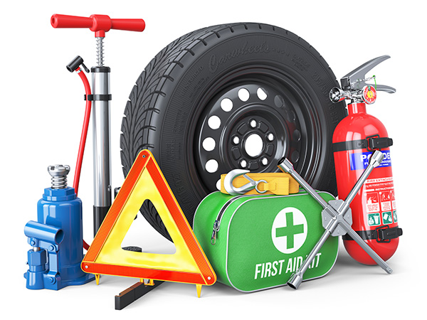 7 Essential Items For Your Car Emergency Kit